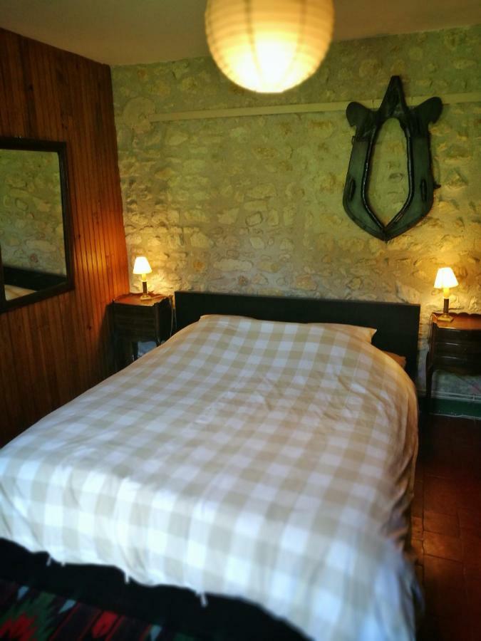 Gite D'Aigues Vives Villa Céré-la-Ronde Exteriör bild